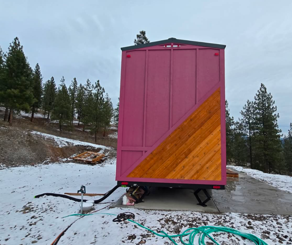 Brand New Tiny House - image 4