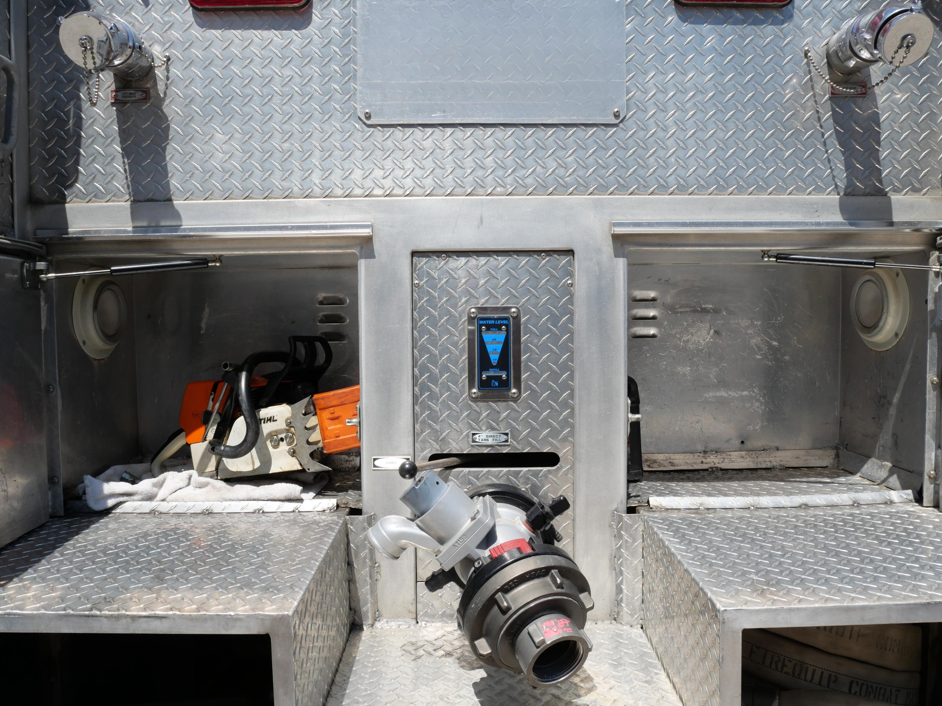 1998 E-One International Pumper/Tanker 1250/2000 - image 27