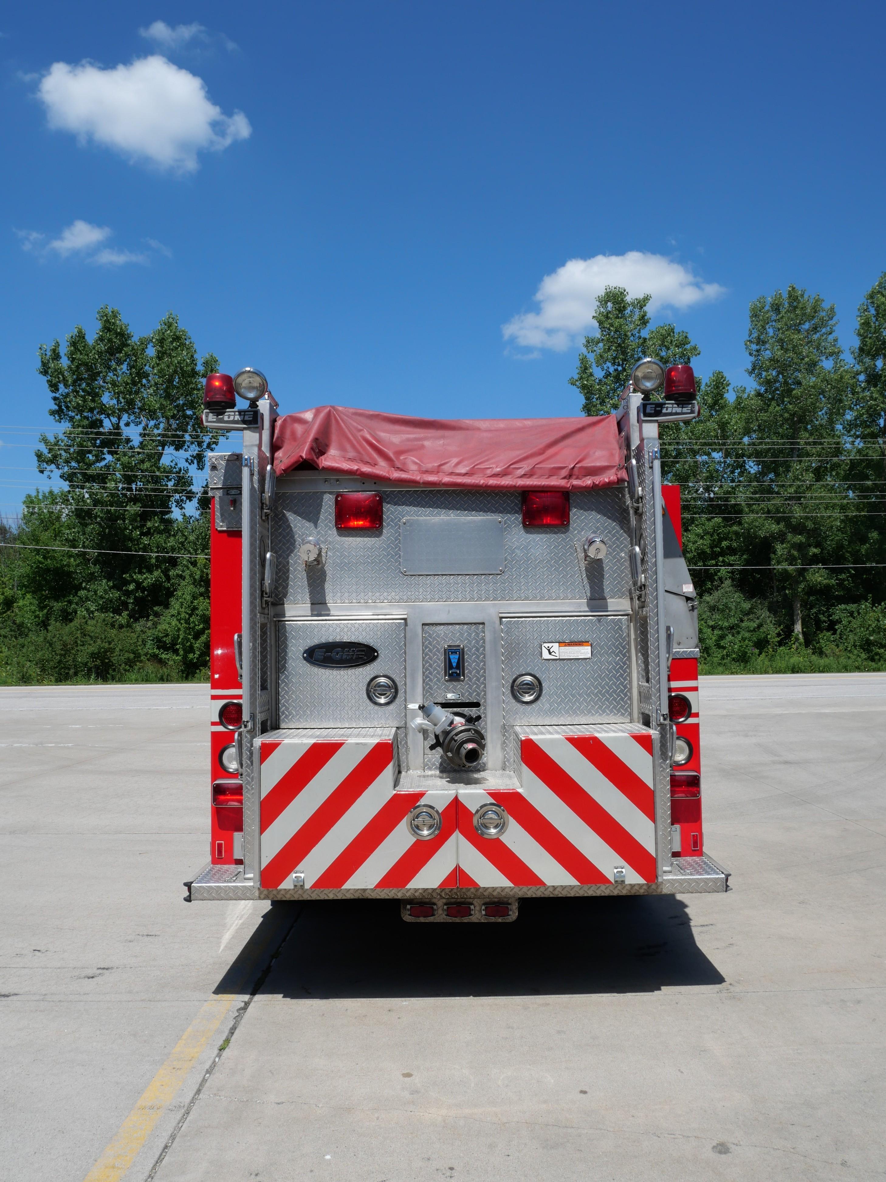 1998 E-One International Pumper/Tanker 1250/2000 - image 6