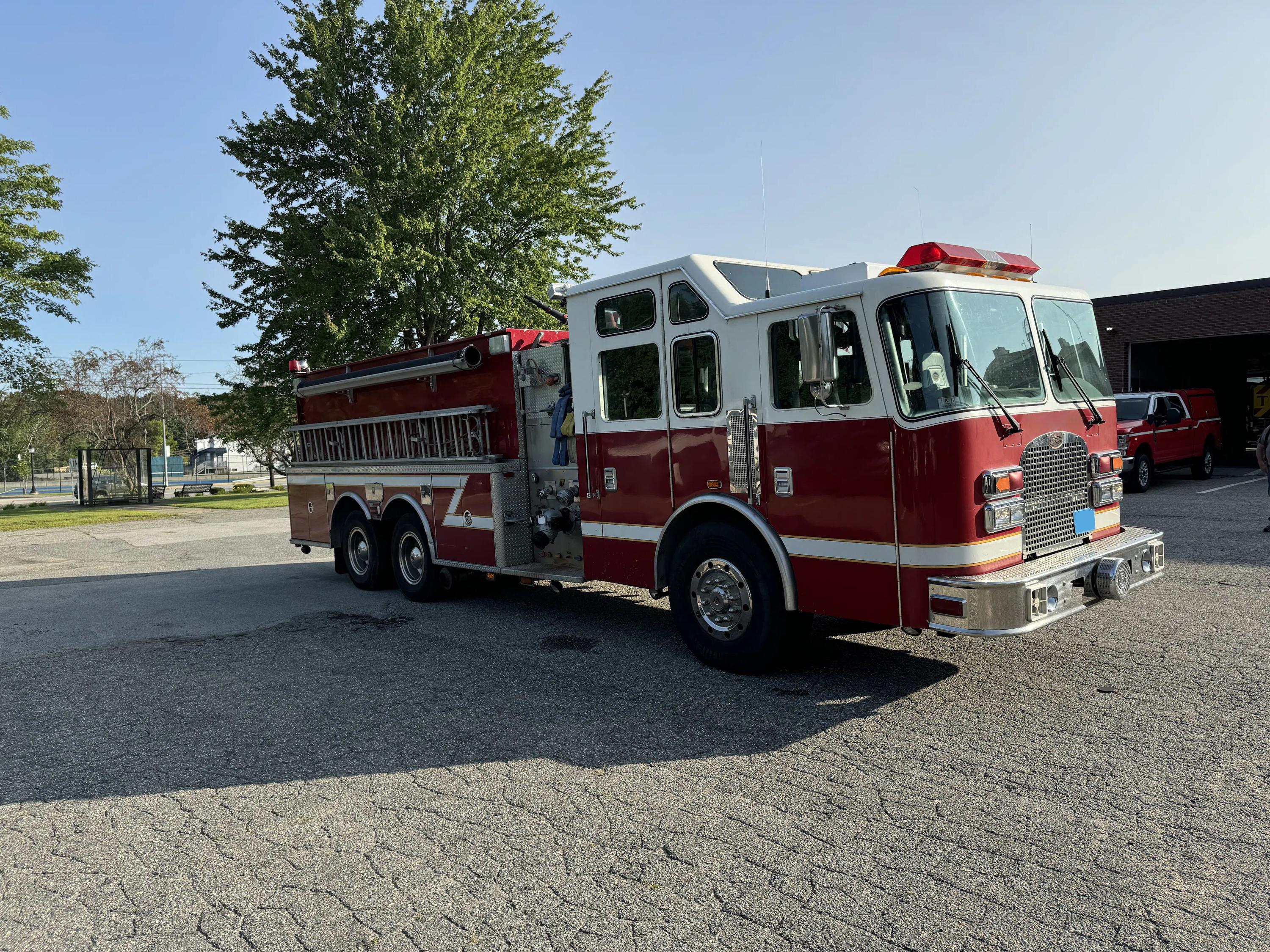 2000 KME Pumper Tanker - image 8