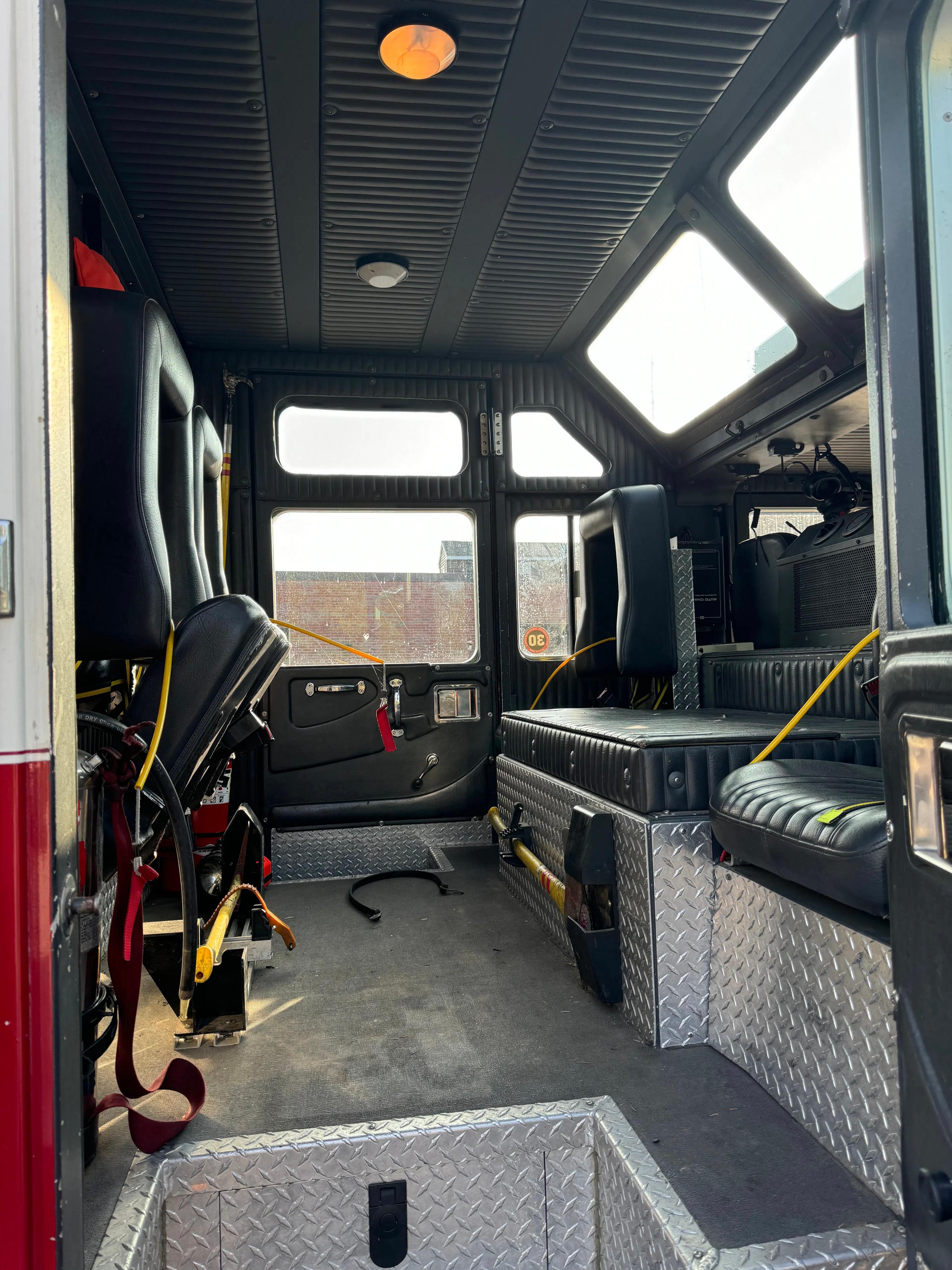 2000 KME Pumper Tanker - image 23