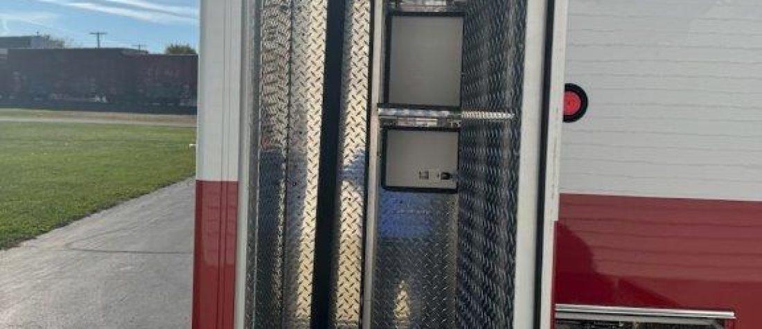 2001 E-350 Ambulance w/load system and cot Type I - image 5