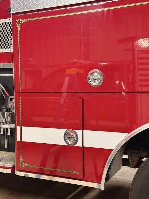 1995 Ford Smeal Pumper - image 7