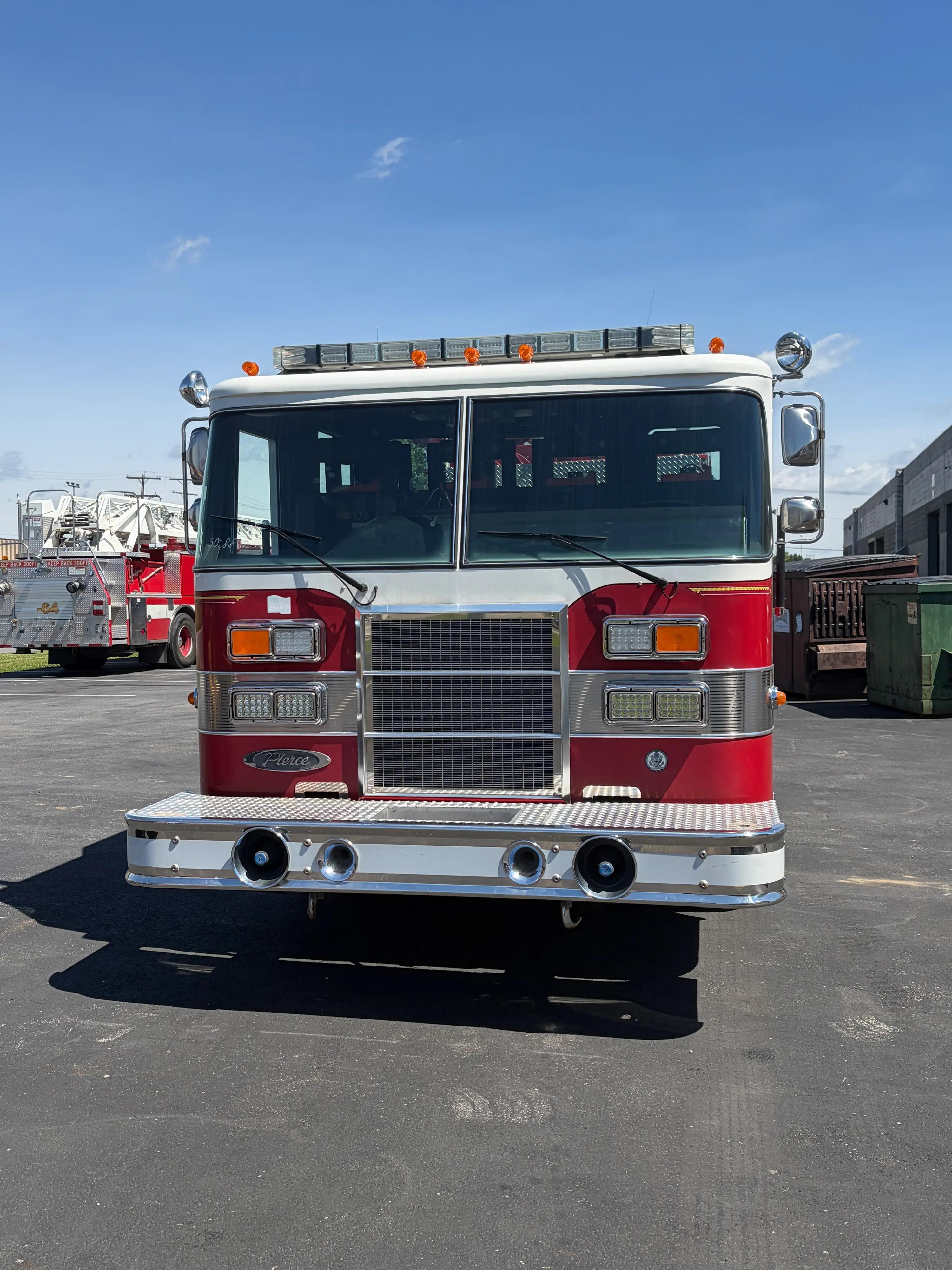 1992 Pierce Dash Pumper - image 3
