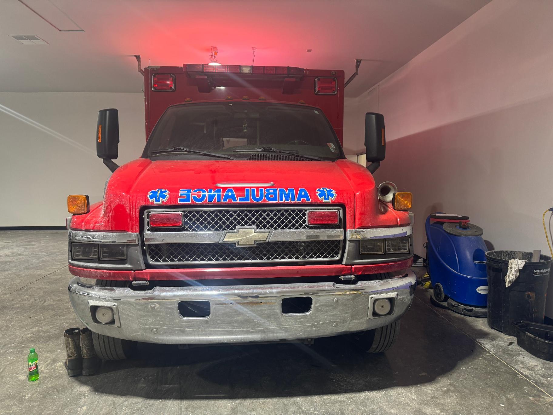 2008 Chevrolet Type I Ambulance - image 12