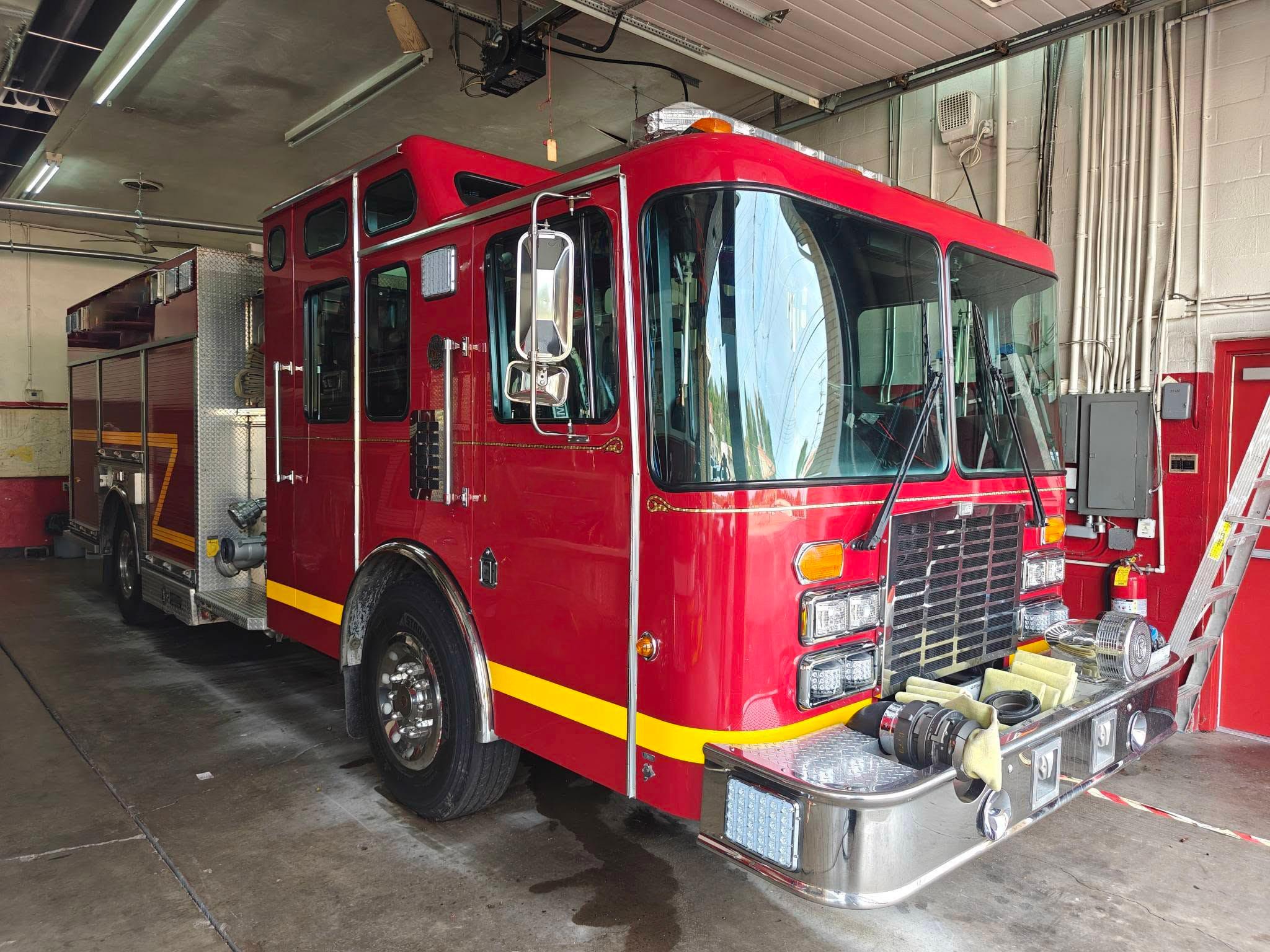1996 HME Saulsbury Pumper - image 2