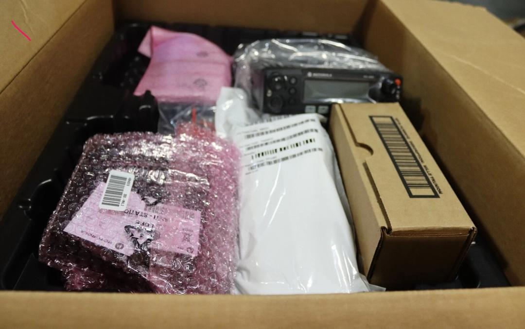 BRAND NEW TESTED WORKING XTL 2500 ORIGINAL PACKAGING
