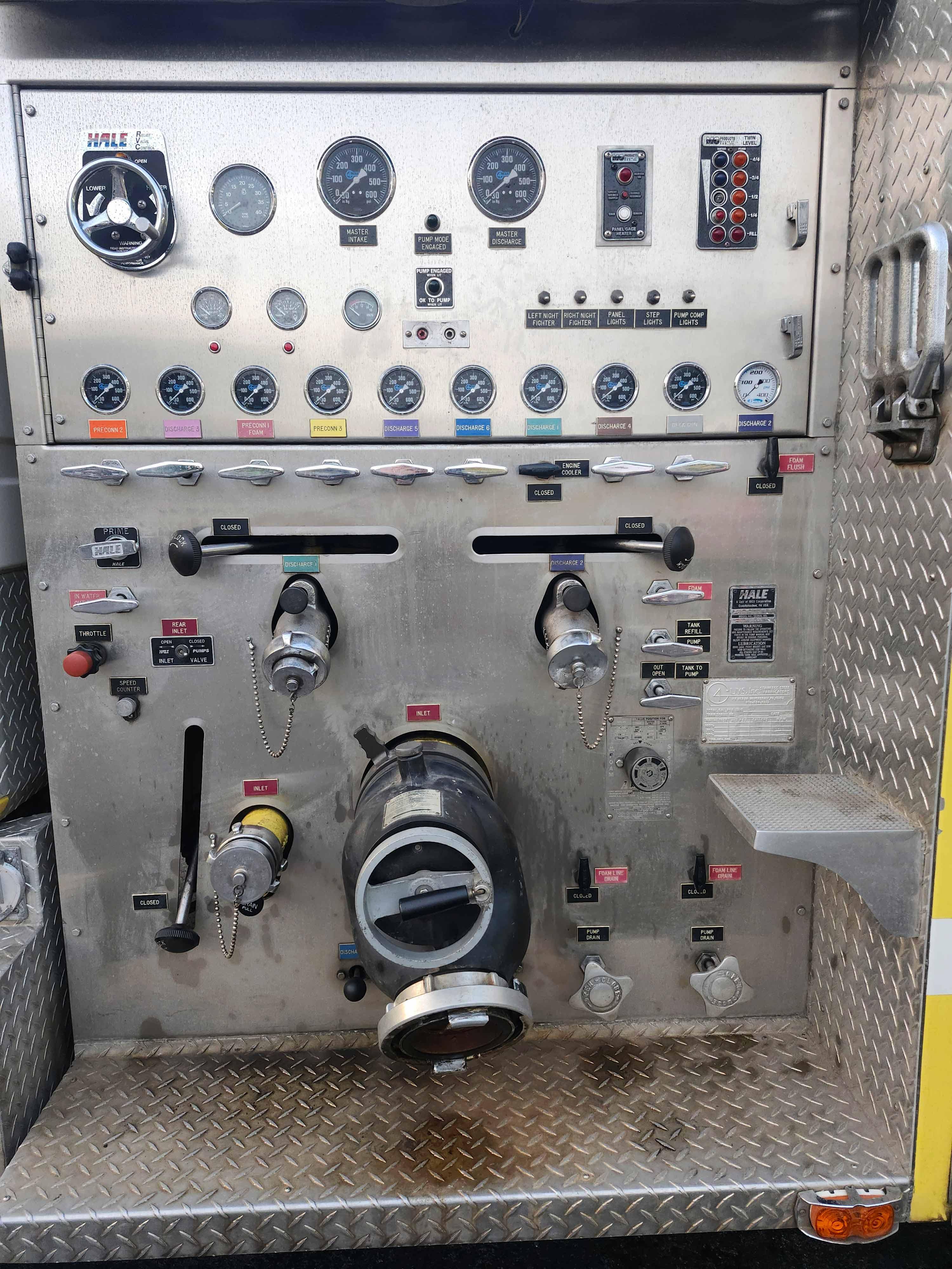 1997 4 Guys Freightliner Pumper - image 11