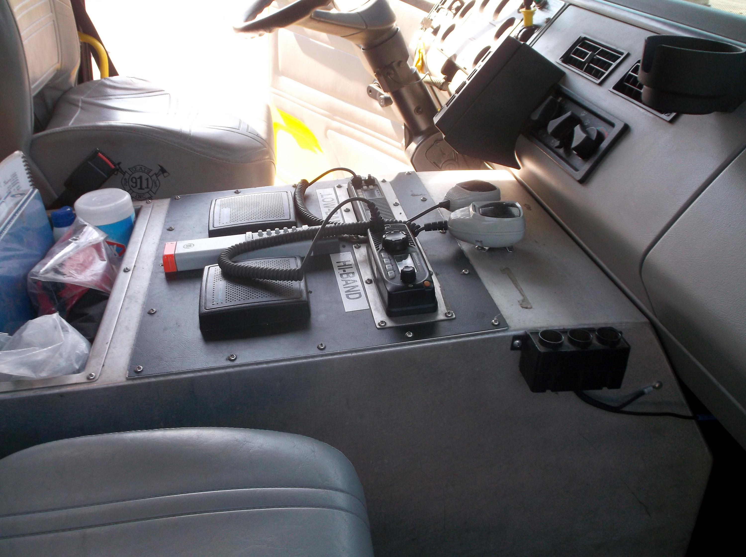 1997 4 Guys Freightliner Pumper - image 14