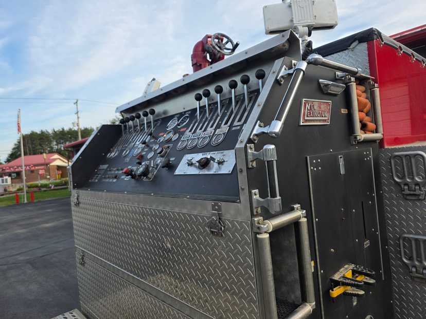 1996 New Lexington Spartan Pumper Tanker — photo 7