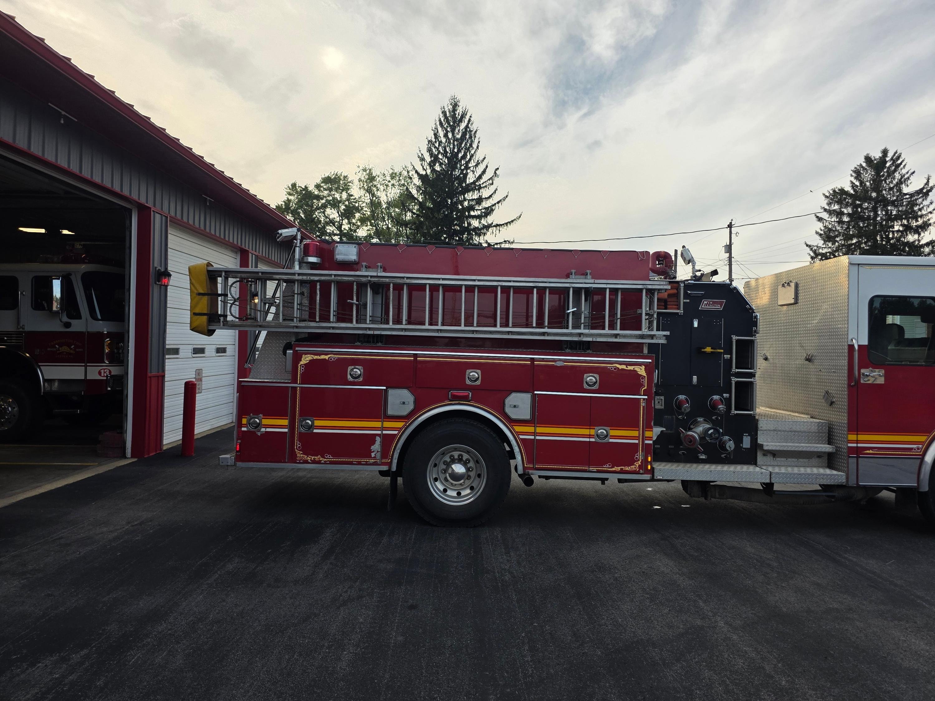 1996 New Lexington Spartan Pumper Tanker - image 18