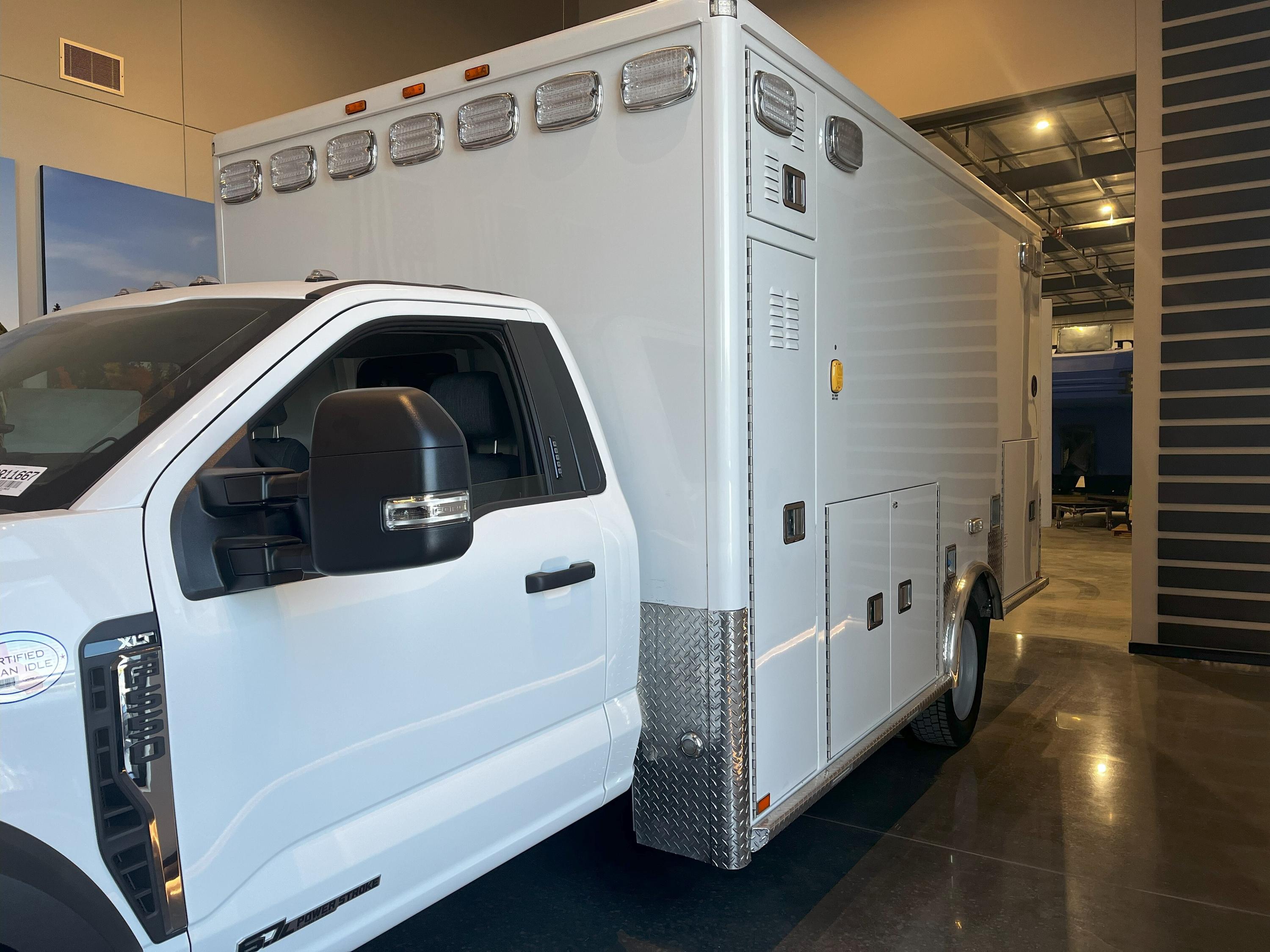 2024 Ford 550 Type III - image 2