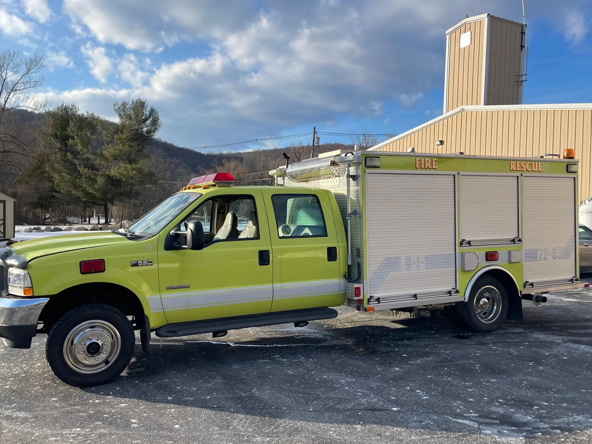 2003 Ford 550 4x4 Rescue truck - image 5