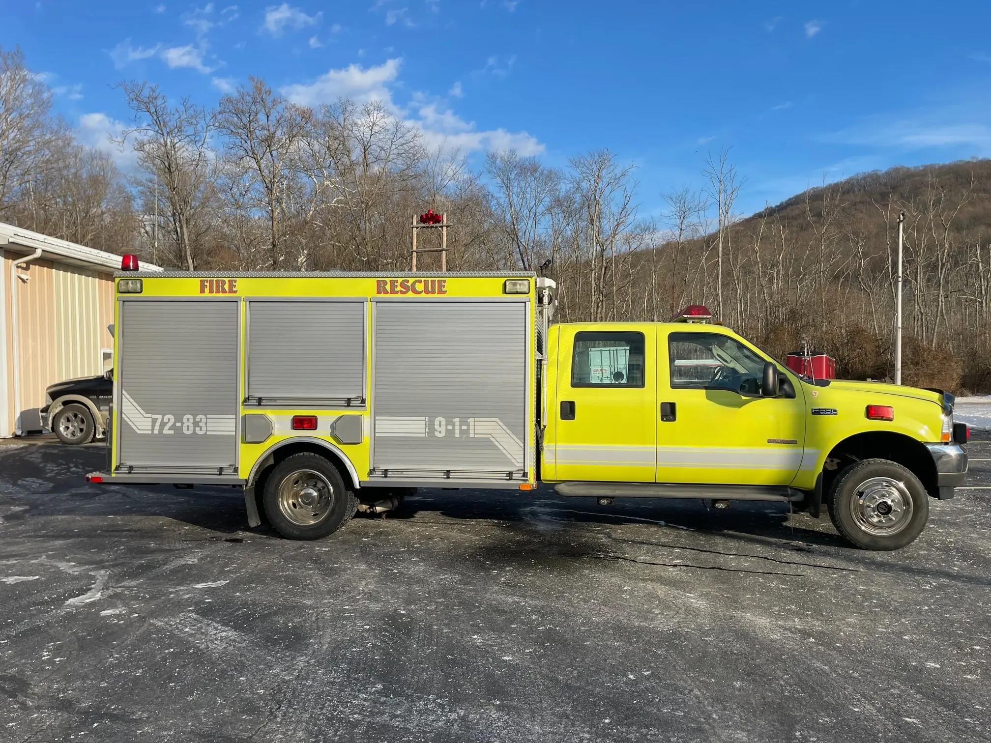 2003 Ford 550 4x4 Rescue truck - image 6