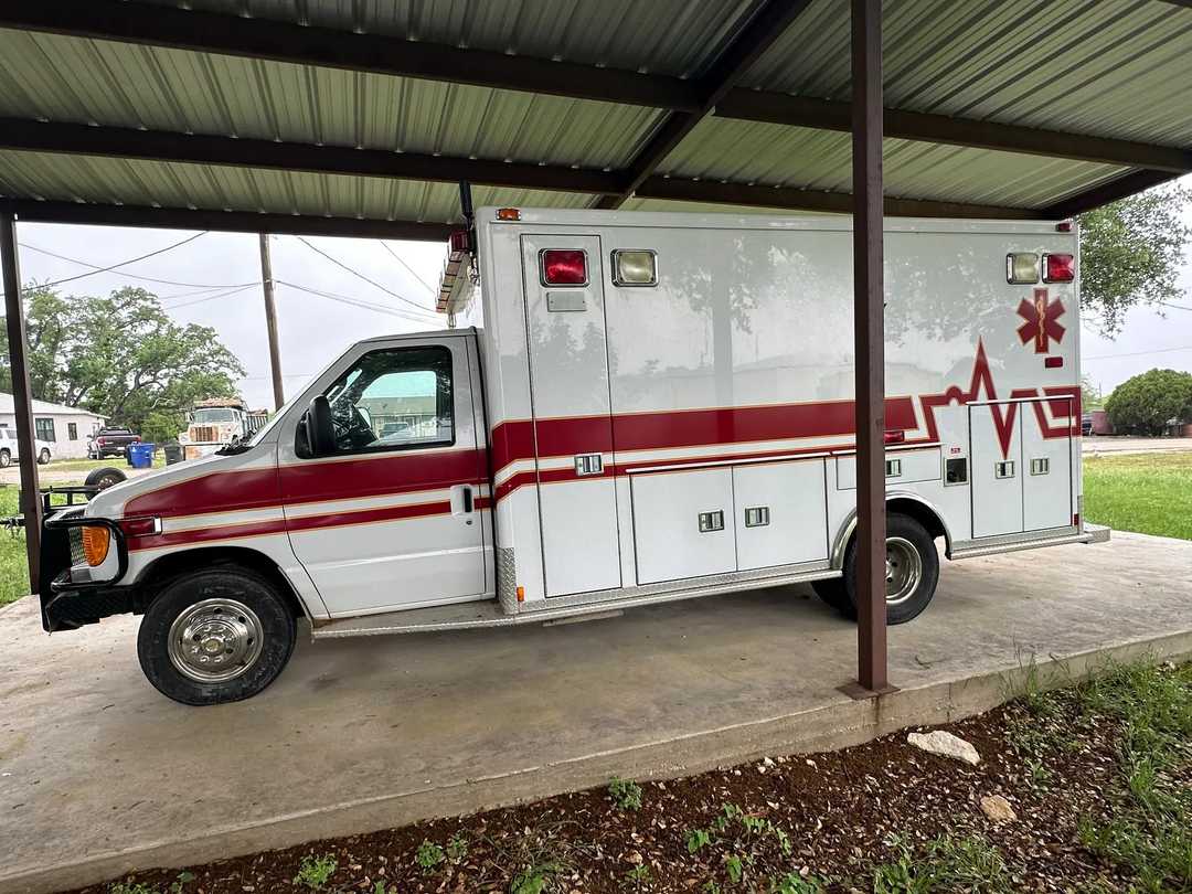 2006 MedTec Ford Type III Ambulance