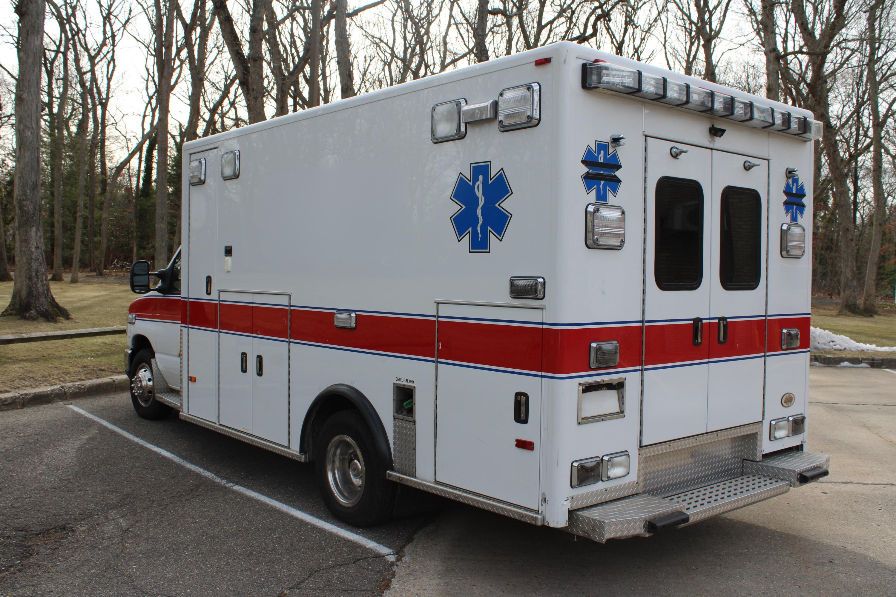 2010 Ford PL Custom Type III - image 7