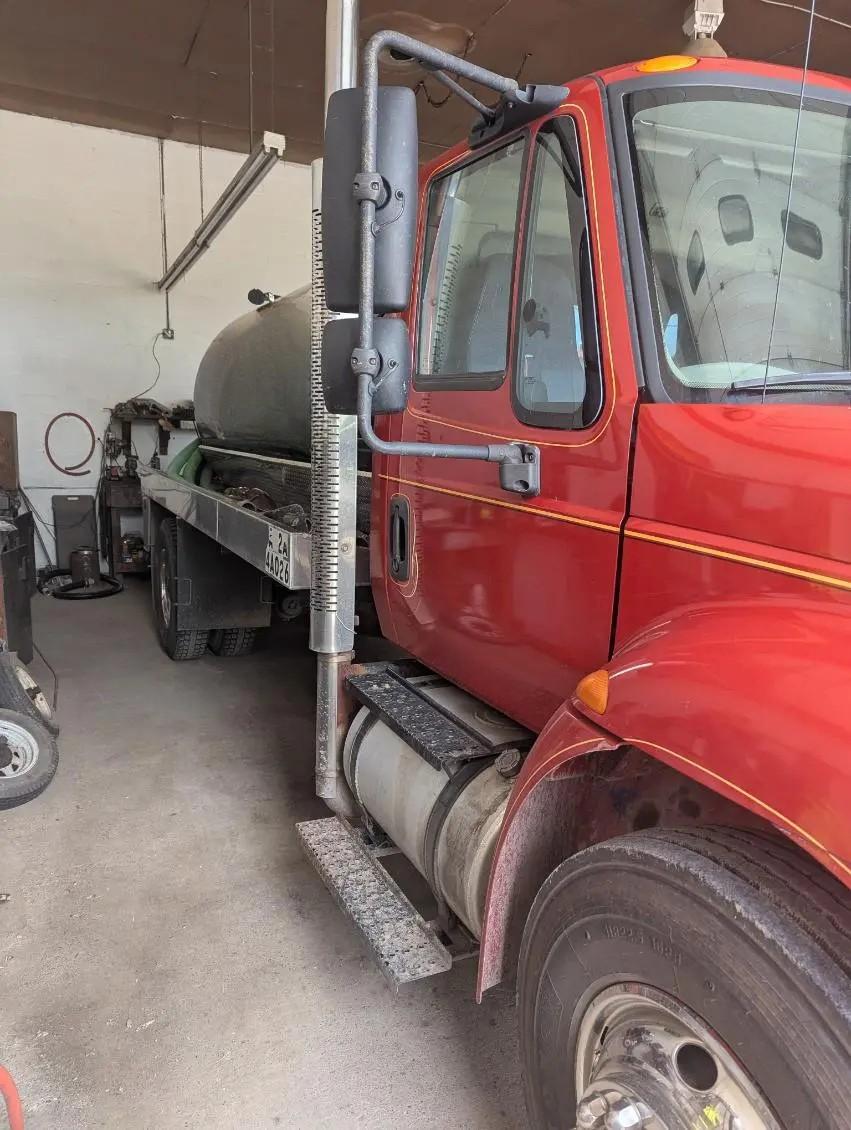 2015 International Masport Septic - image 2