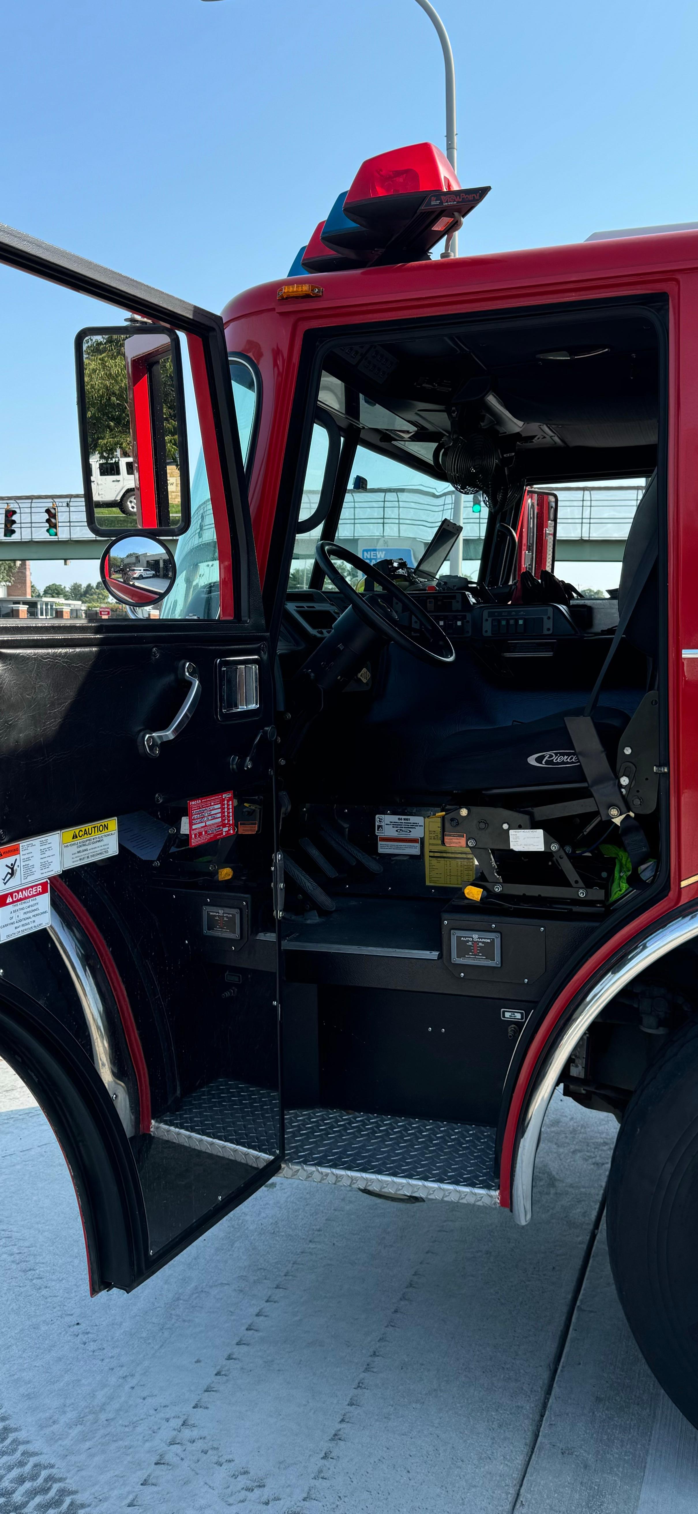 2004 Pierce Dash Rescue Engine - image 15