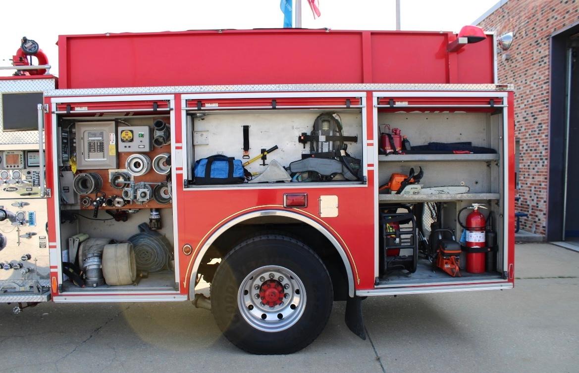 2004 Pierce Dash Rescue Engine  - image 4