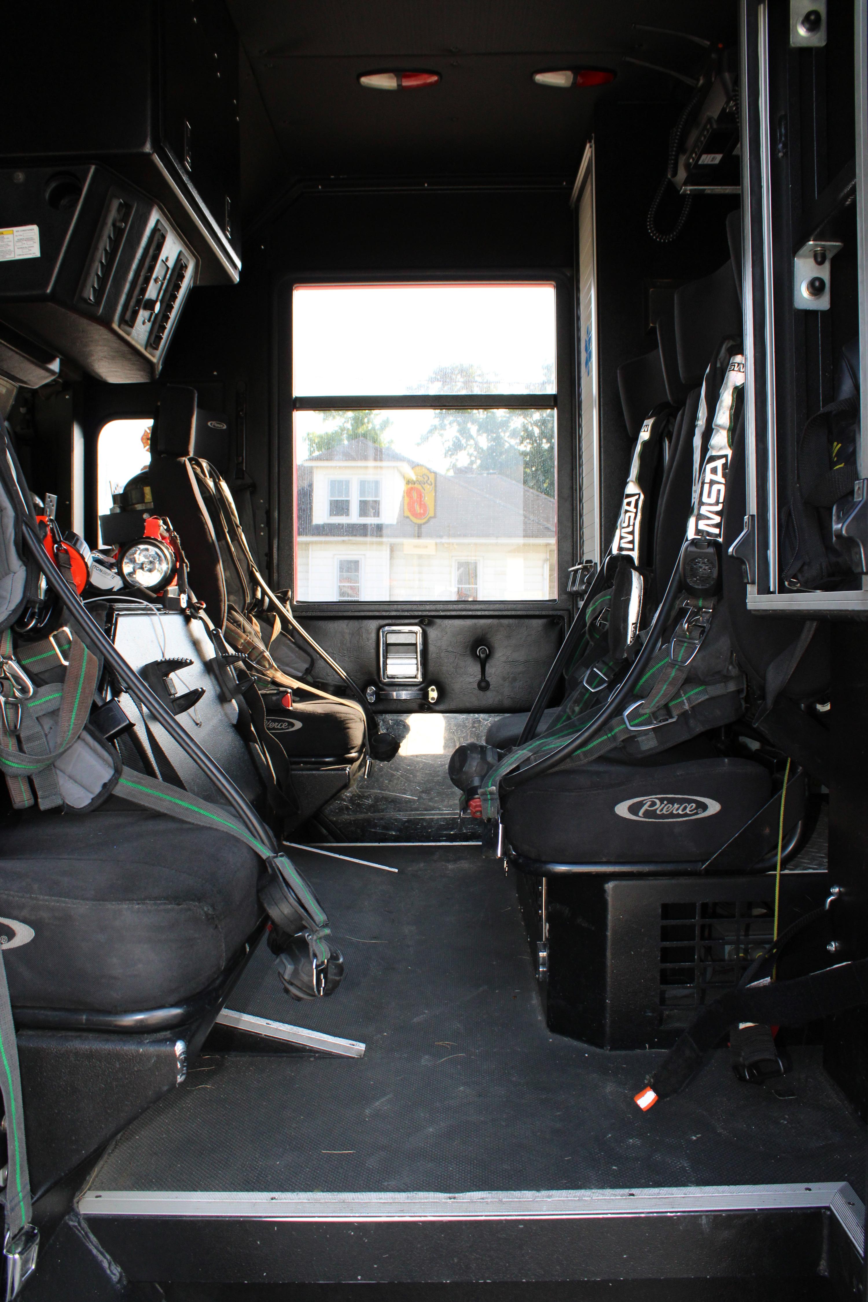 2004 Pierce Dash Rescue Engine  - image 12