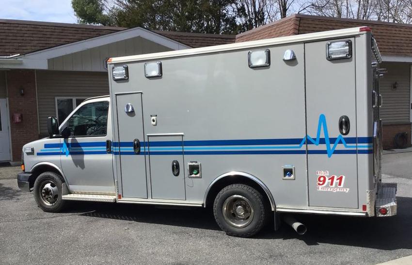 2013 Chevy Wheeled Coach Ambulance in Excellent Condition Type III - image 2