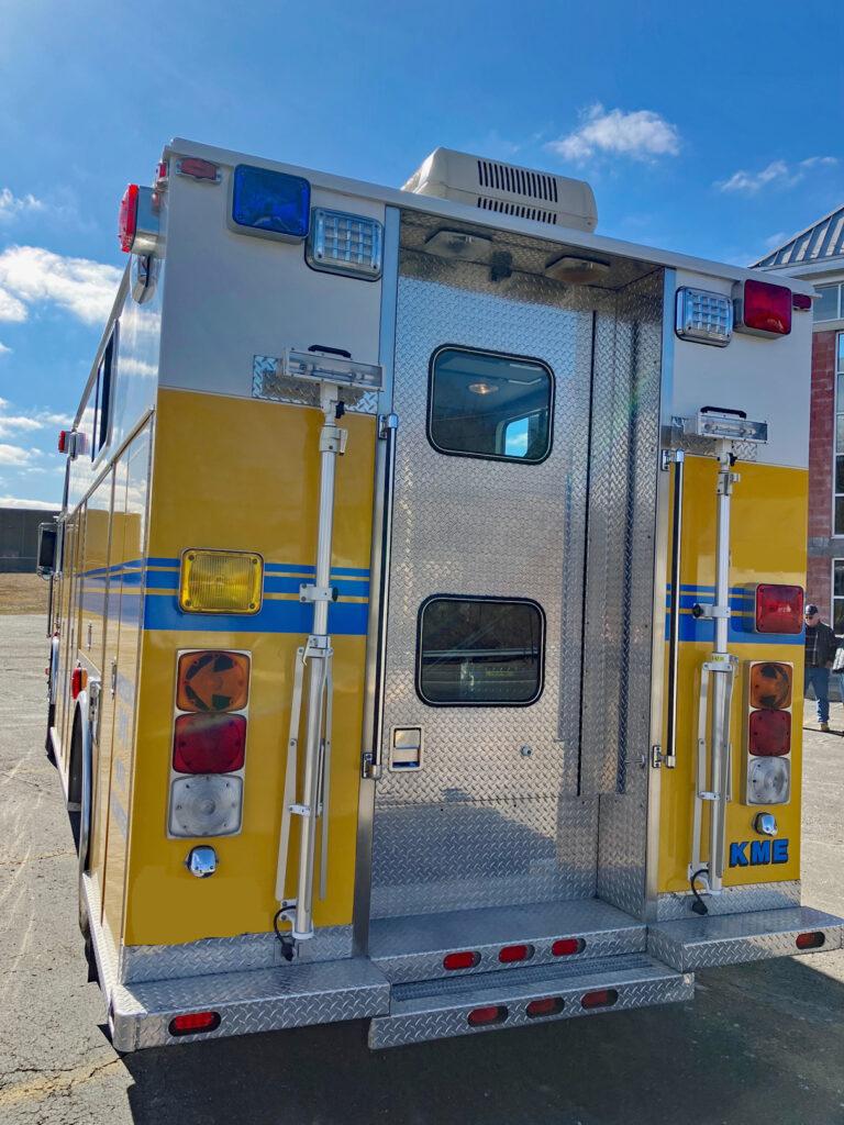 1995 KME Aluminum Rescue - image 10