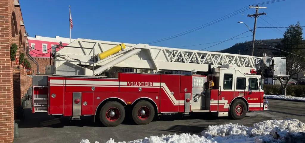 1996 Simon-Duplex 100' Aerial - image 2
