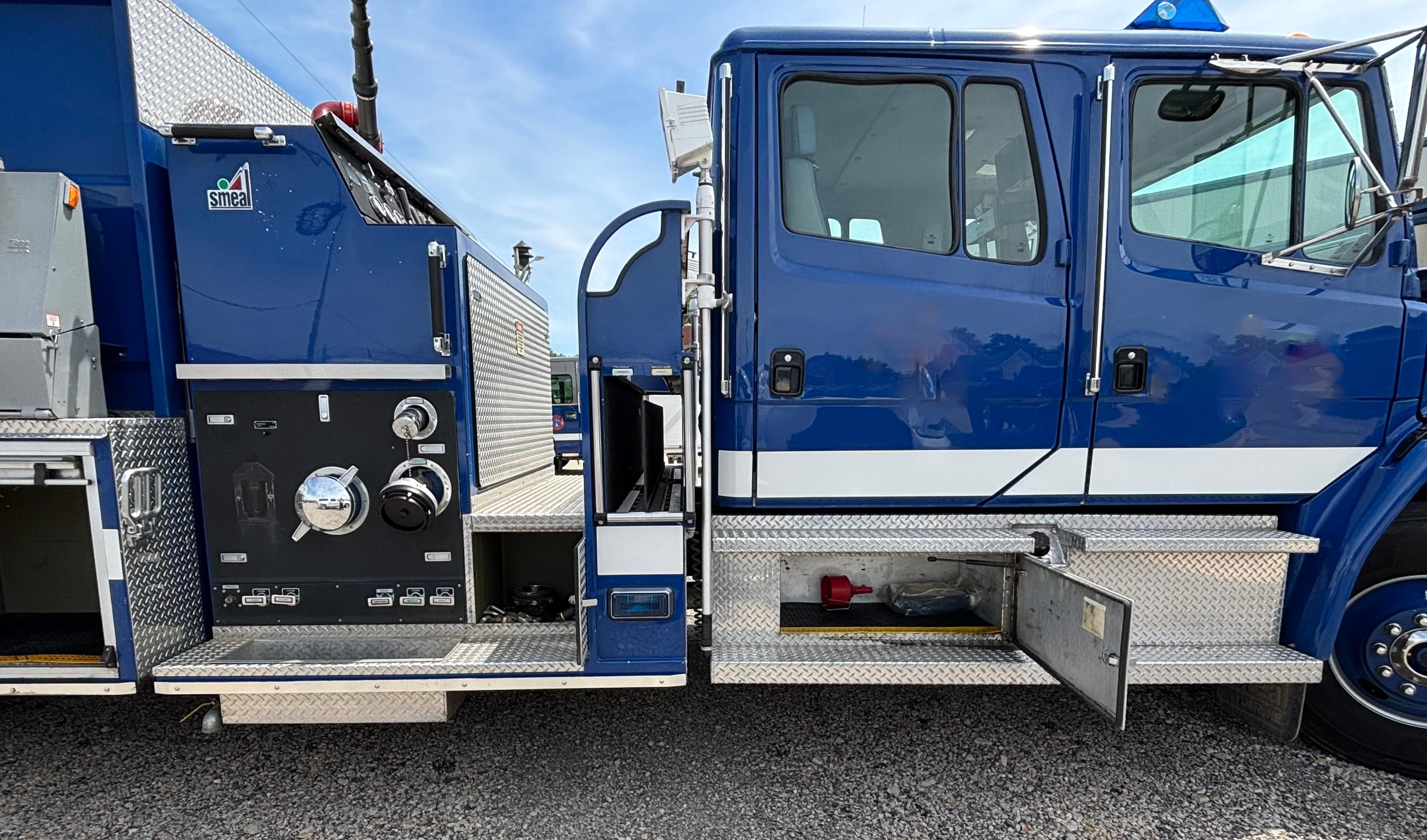 2003 Smeal Freightliner Pumper - image 10