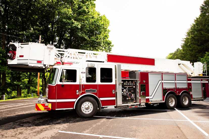 2014 KME Predator 102' Quint — photo 8