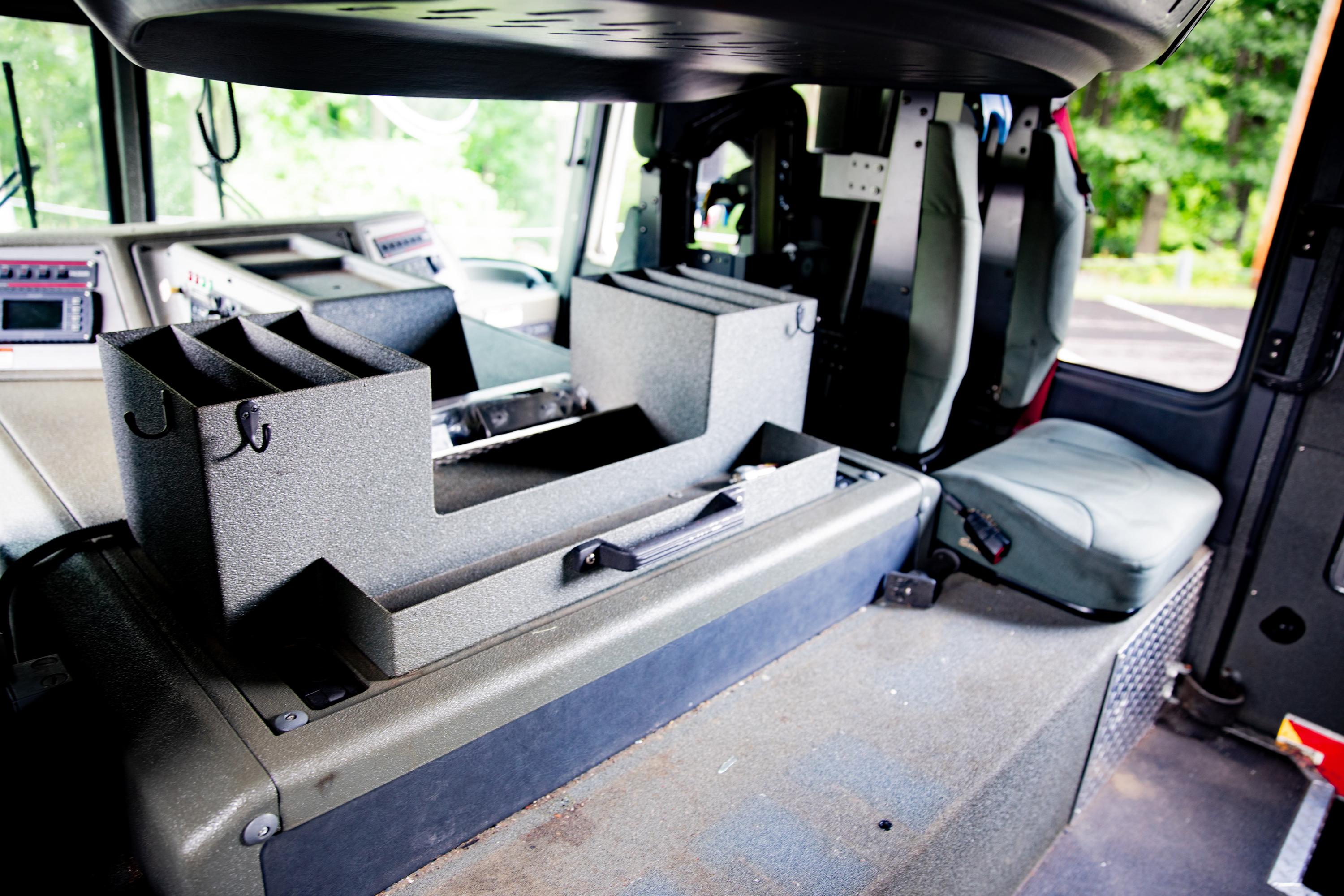 2014 KME Predator 102' Quint - image 61