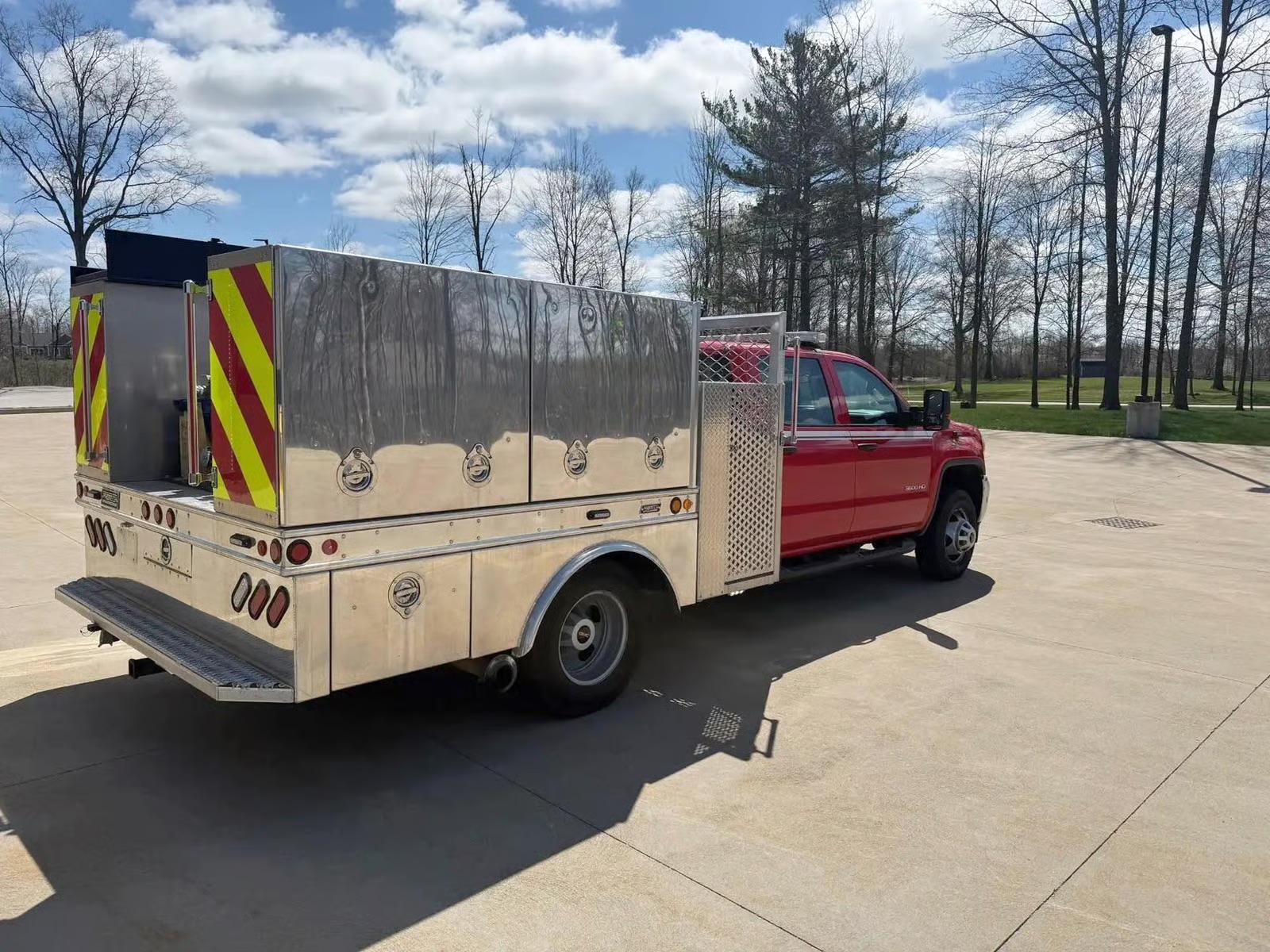 2016 protech GMC 4x4 Brush Truck - image 7