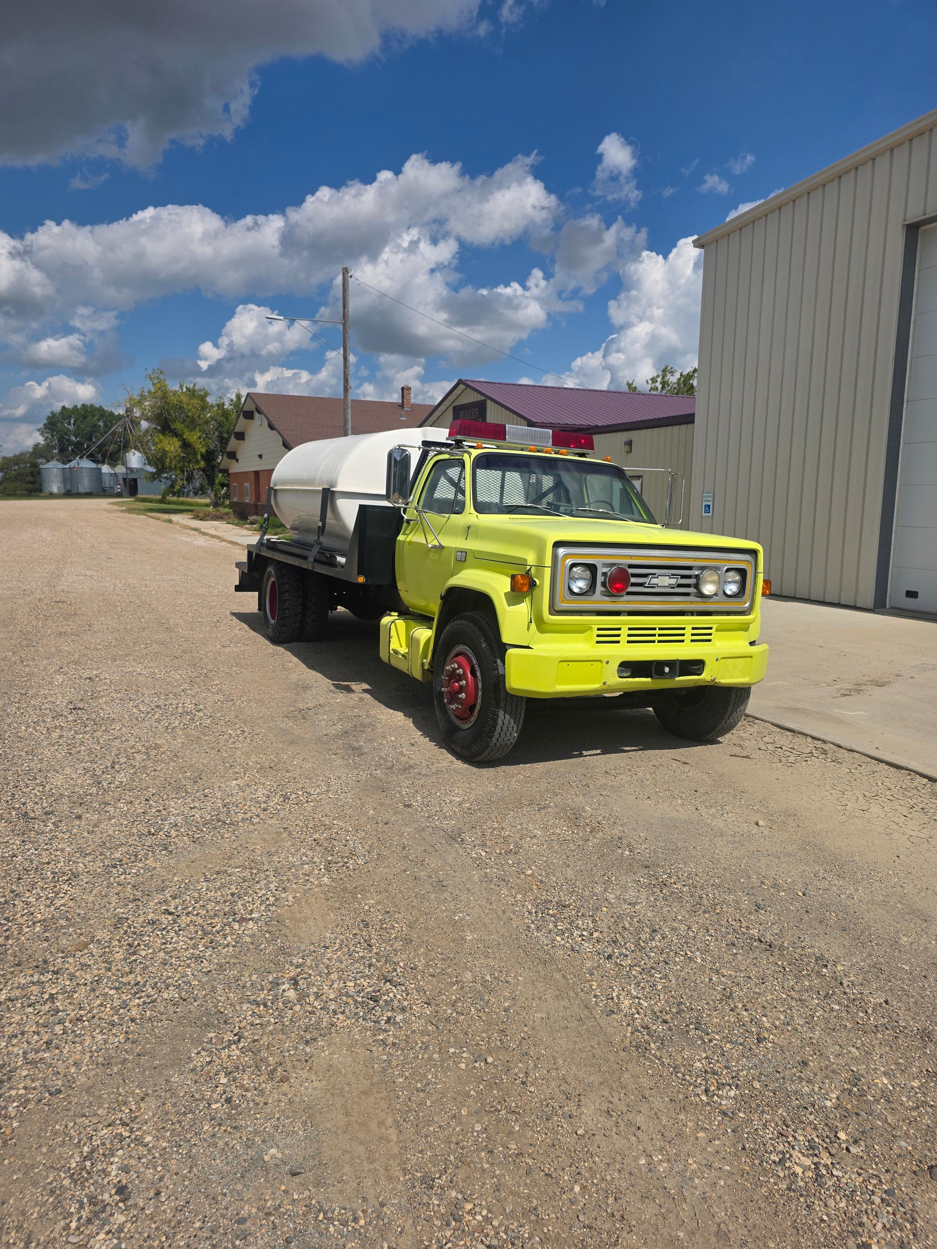 1983 Smeal Chevrolet Pumper Tanker - image 10