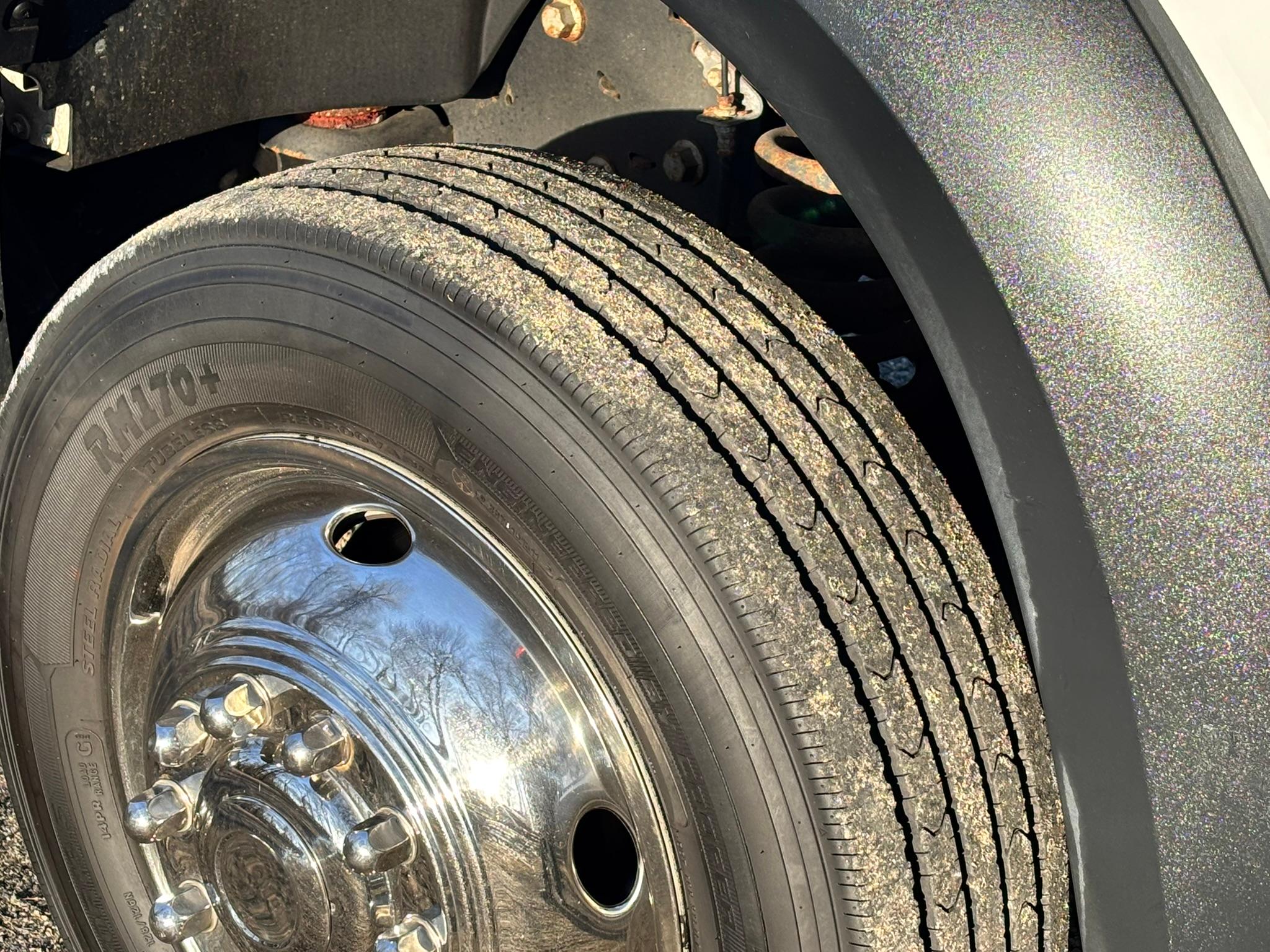 2008 Ford F550 V10 Support Operations Vehicle - image 20