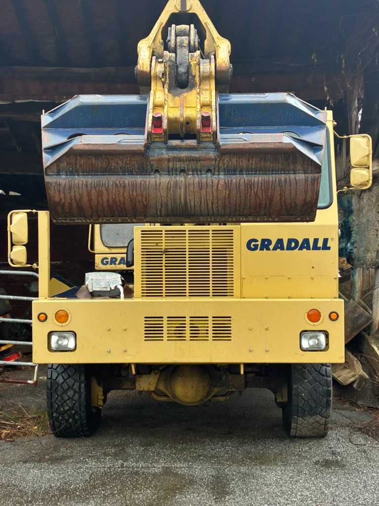 Gradall XL4100 Wheeled Excavator — photo 6