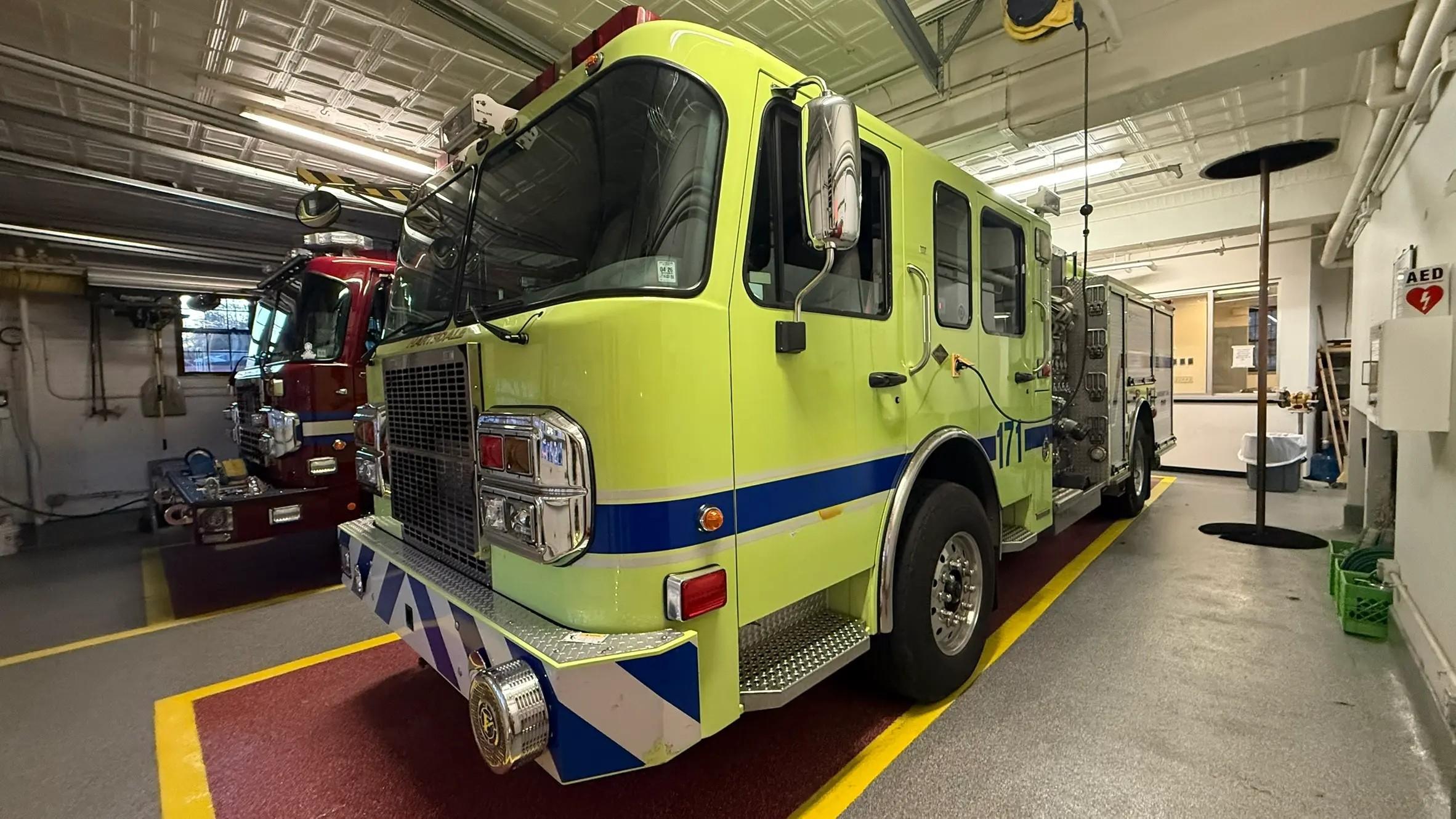 2009 4 Guys Spartan Pumper - image 8