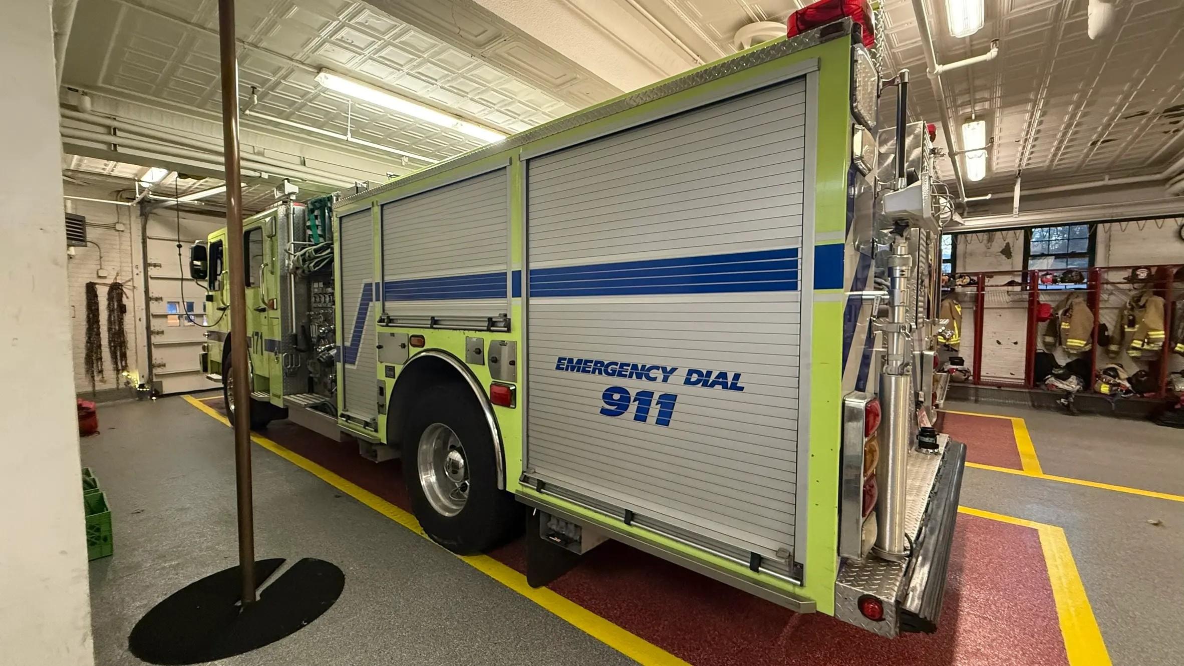 2009 4 Guys Spartan Pumper - image 6