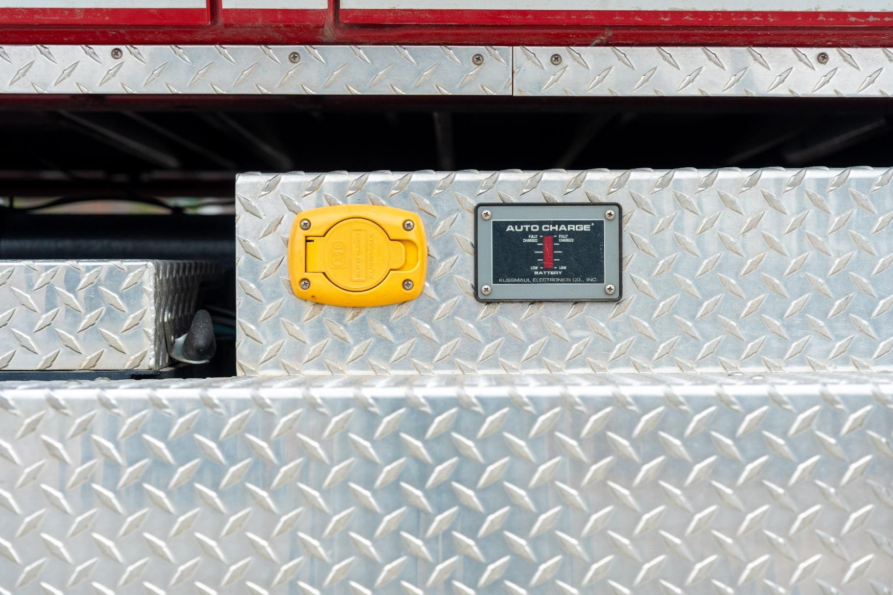 2005 KME International Pumper - image 93