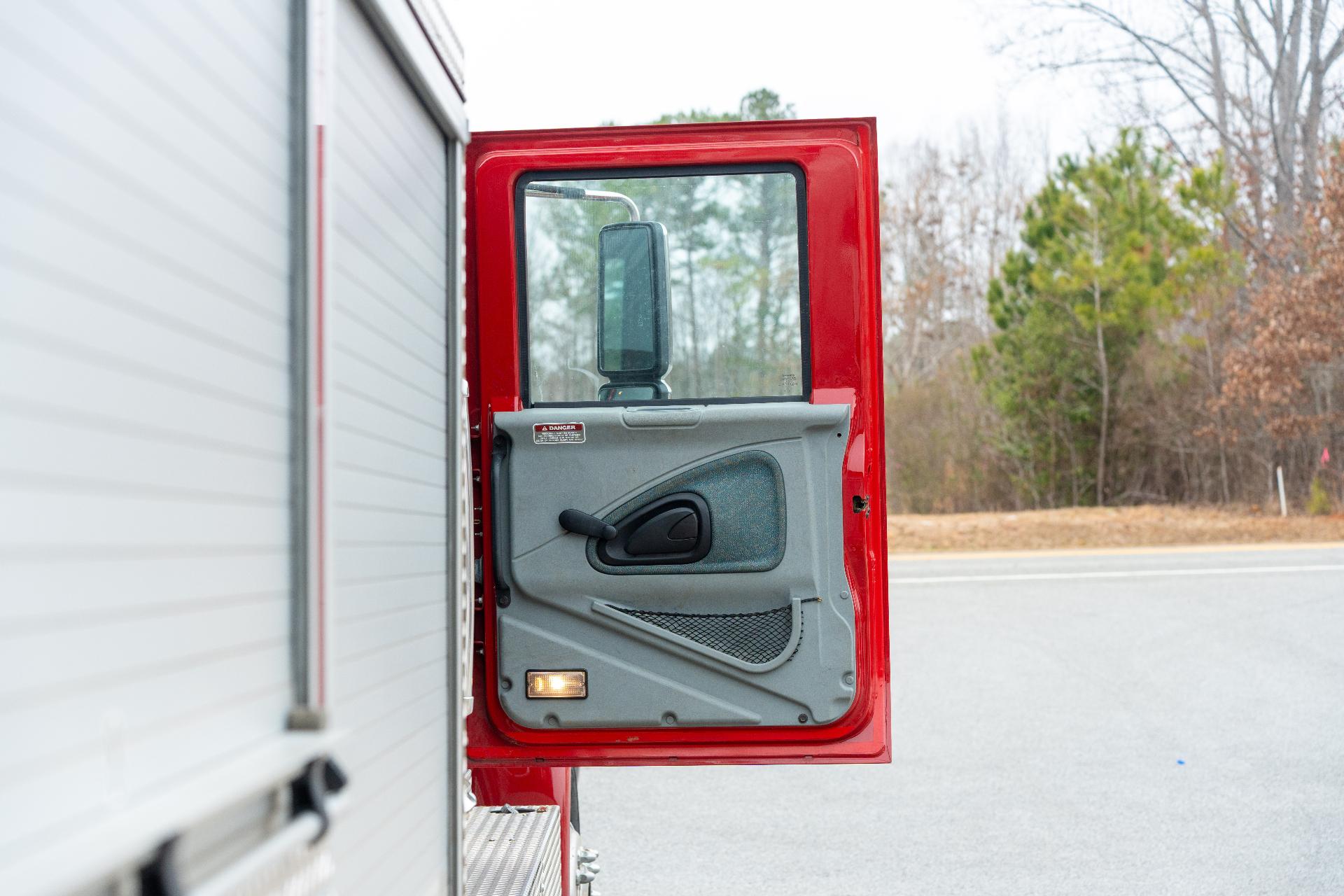2005 KME International Pumper - image 49