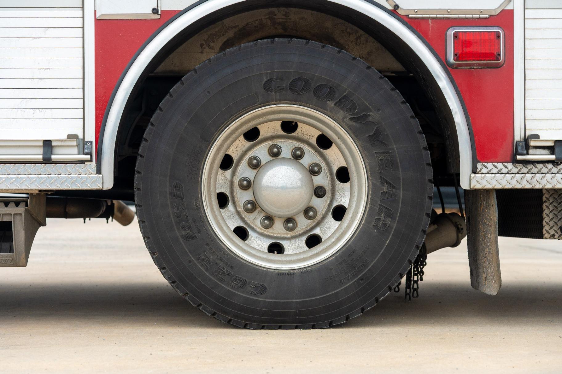 2005 KME International Pumper - image 14