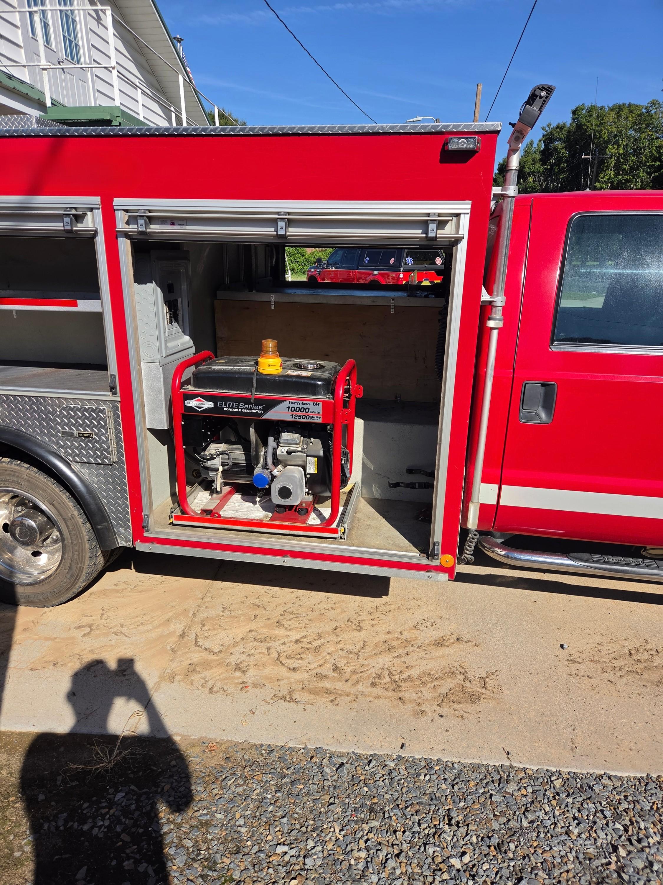 2011 Ford 4x4 Light Rescue - image 8