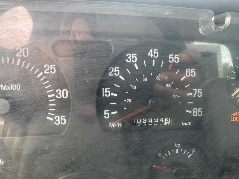 2001 Sterling M7500 Refrigerated Truck — photo 8