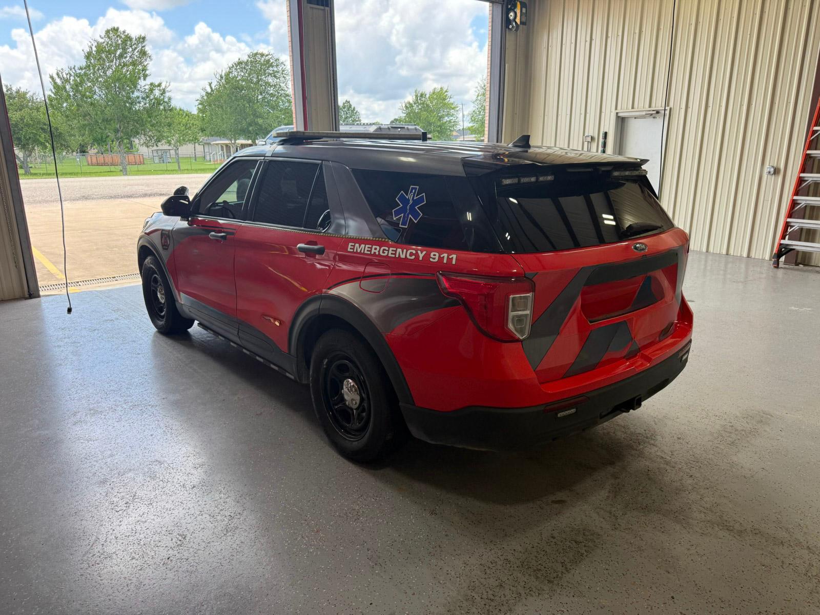 2022 Ford Explorer 4x4 Command Unit - image 3
