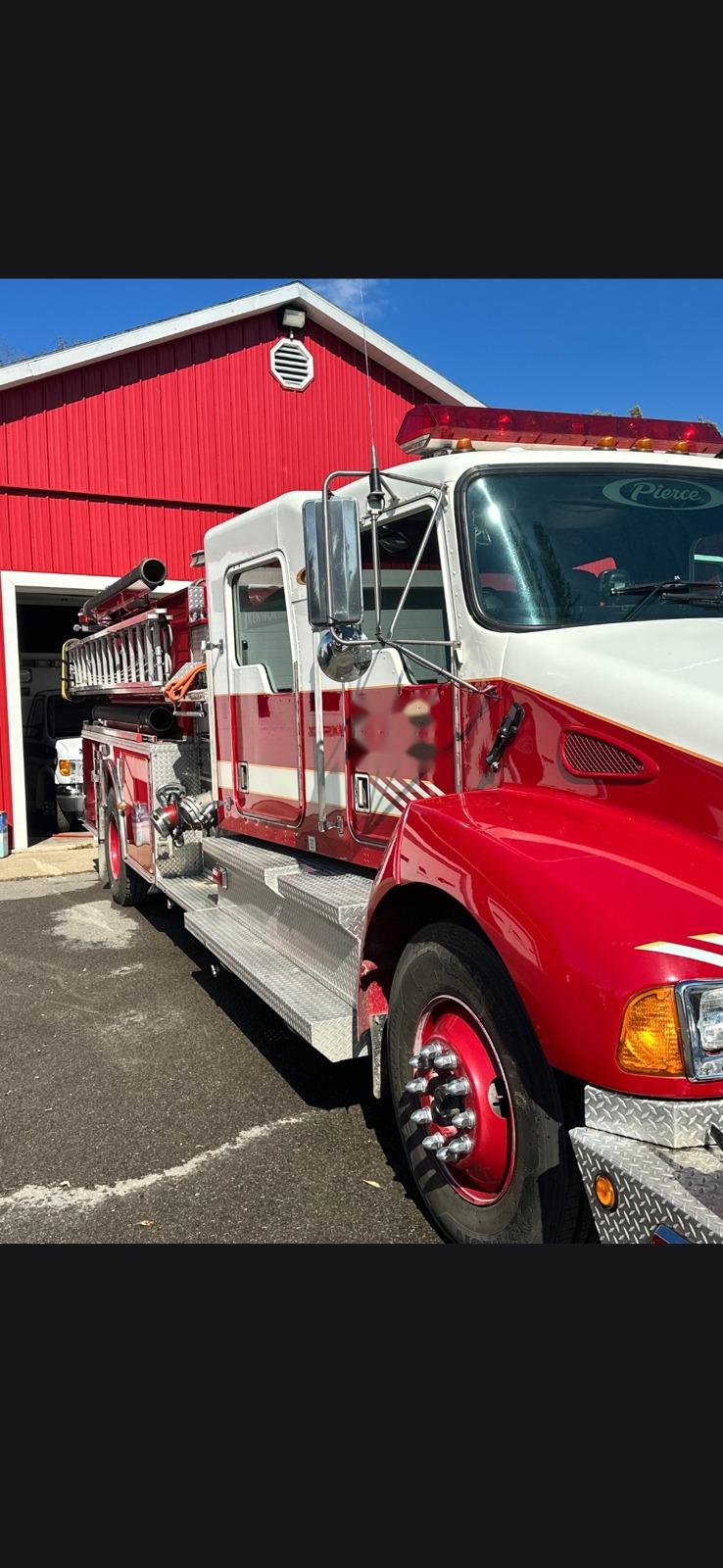 2000 Pierce Kenworth Pumper - image 1