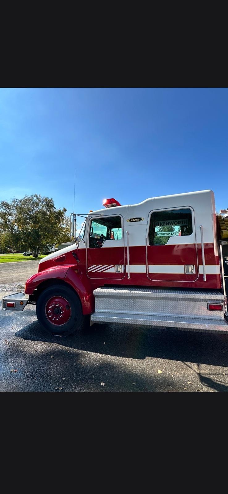 2000 Pierce Kenworth Pumper - image 5