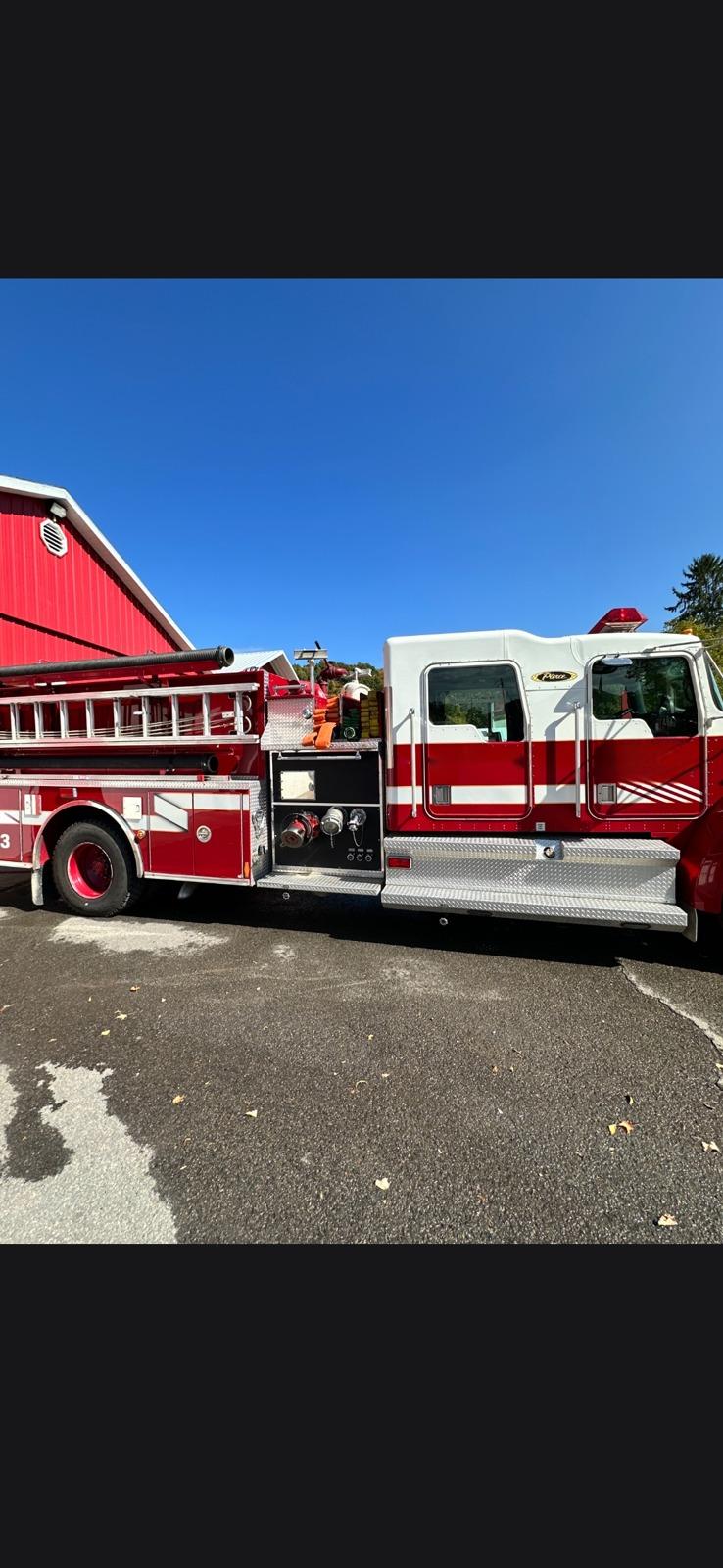 2000 Pierce Kenworth Pumper - image 3