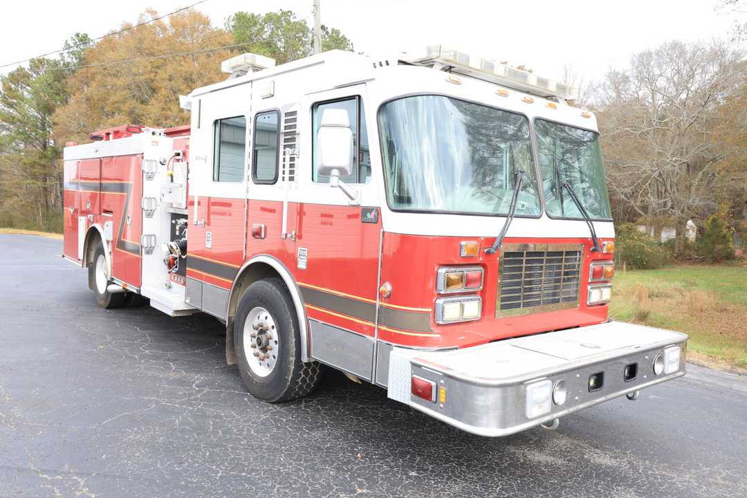 2006 Smeal Spartan Pumper