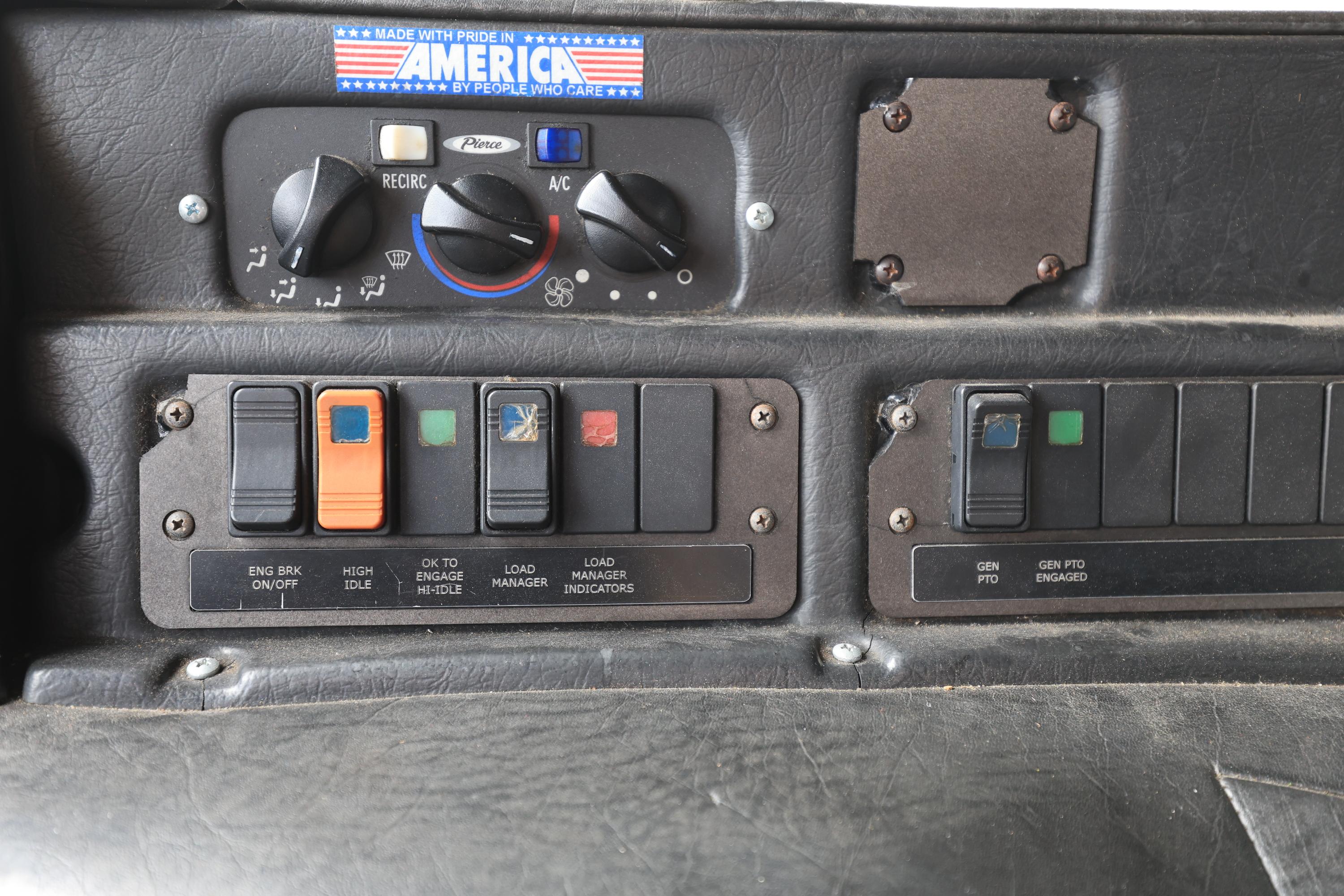 2006 Pierce Enforcer Rescue Pumper - image 47