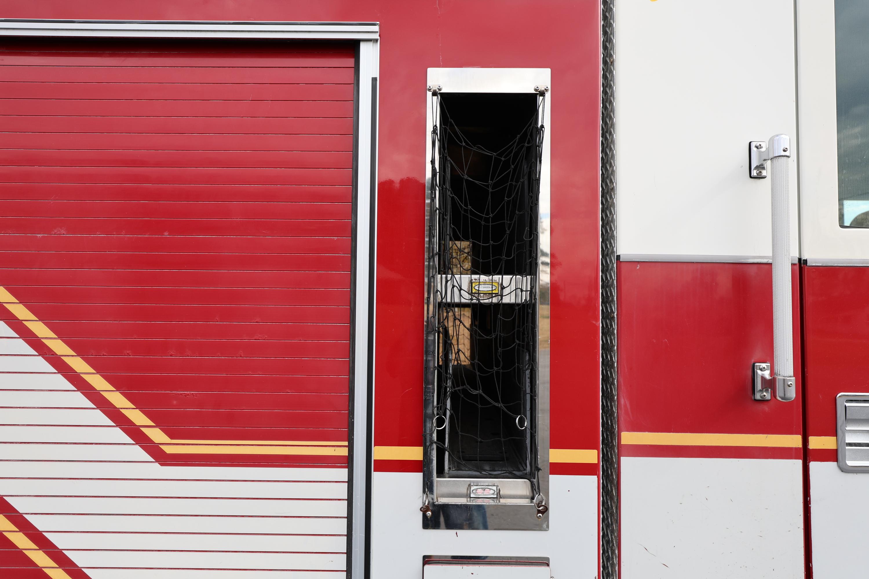 2006 Pierce Enforcer Rescue Pumper - image 20
