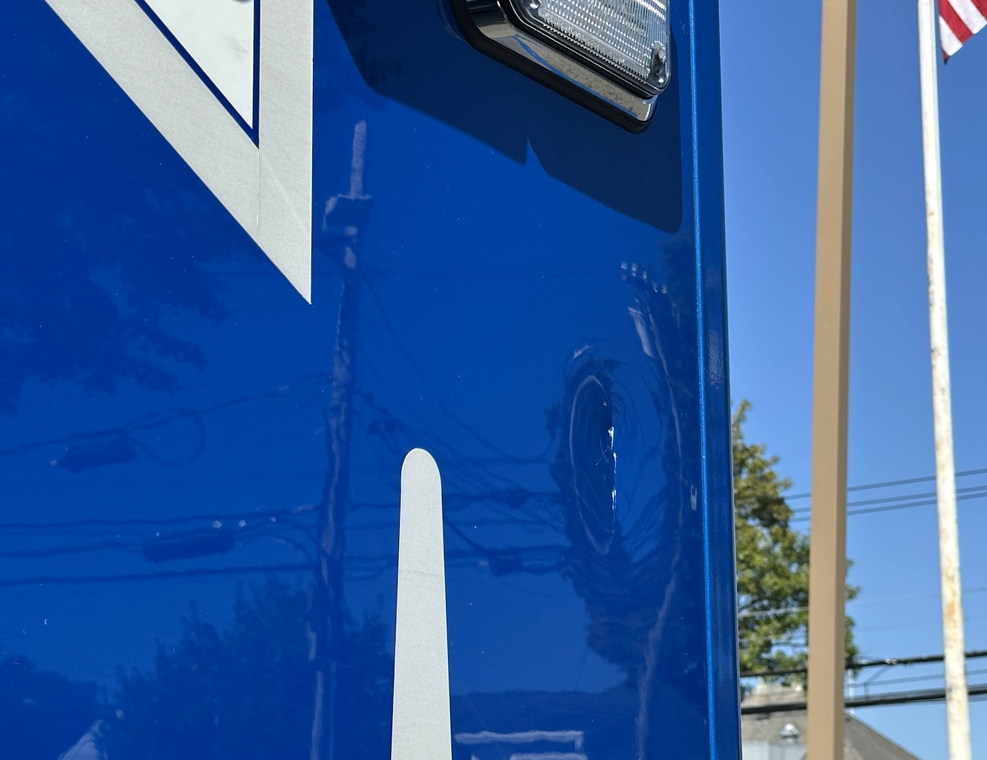 2015 PL-Custom Chevrolet Type III Ambulance - image 9