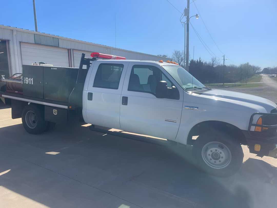 2006 Ford F-350 4x4 Brush Truck